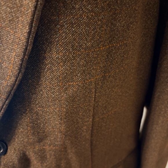 Classic Brown Blazer - Picture 7 of 11